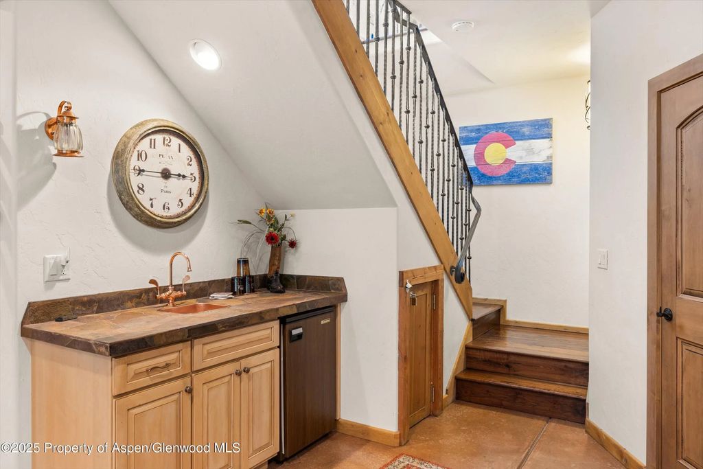 34 of 64 - 117 Deer Lane, Marble, CO