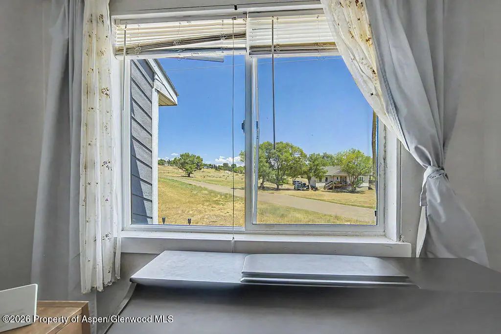 11 of 19 - 1096 E 7th Street, Craig, CO