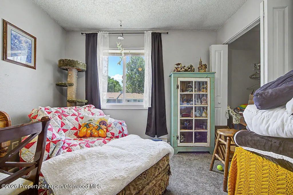 14 of 19 - 1096 E 7th Street, Craig, CO