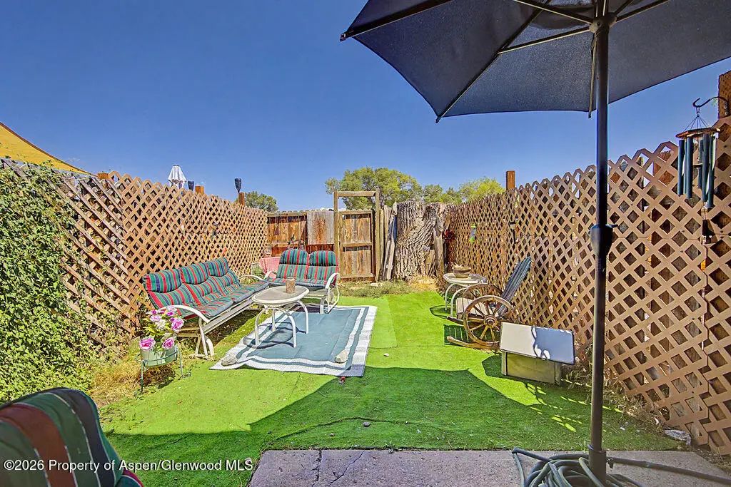 18 of 19 - 1096 E 7th Street, Craig, CO
