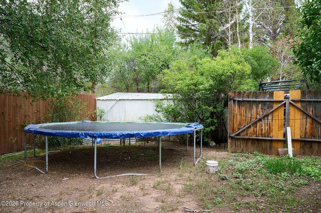 15 of 30 - 385 S 7th Street, Carbondale, CO
