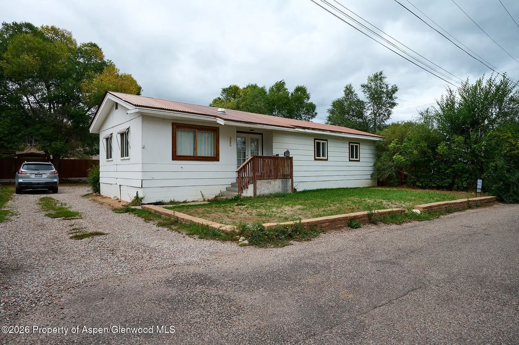 23 of 30 - 385 S 7th Street, Carbondale, CO