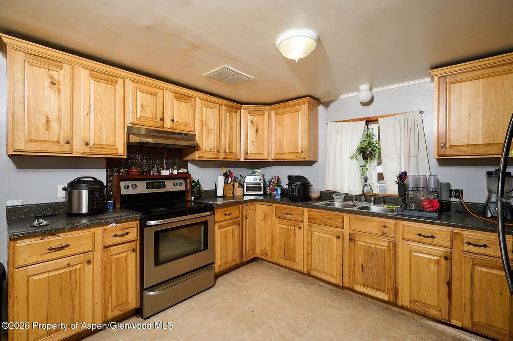 25 of 30 - 385 S 7th Street, Carbondale, CO