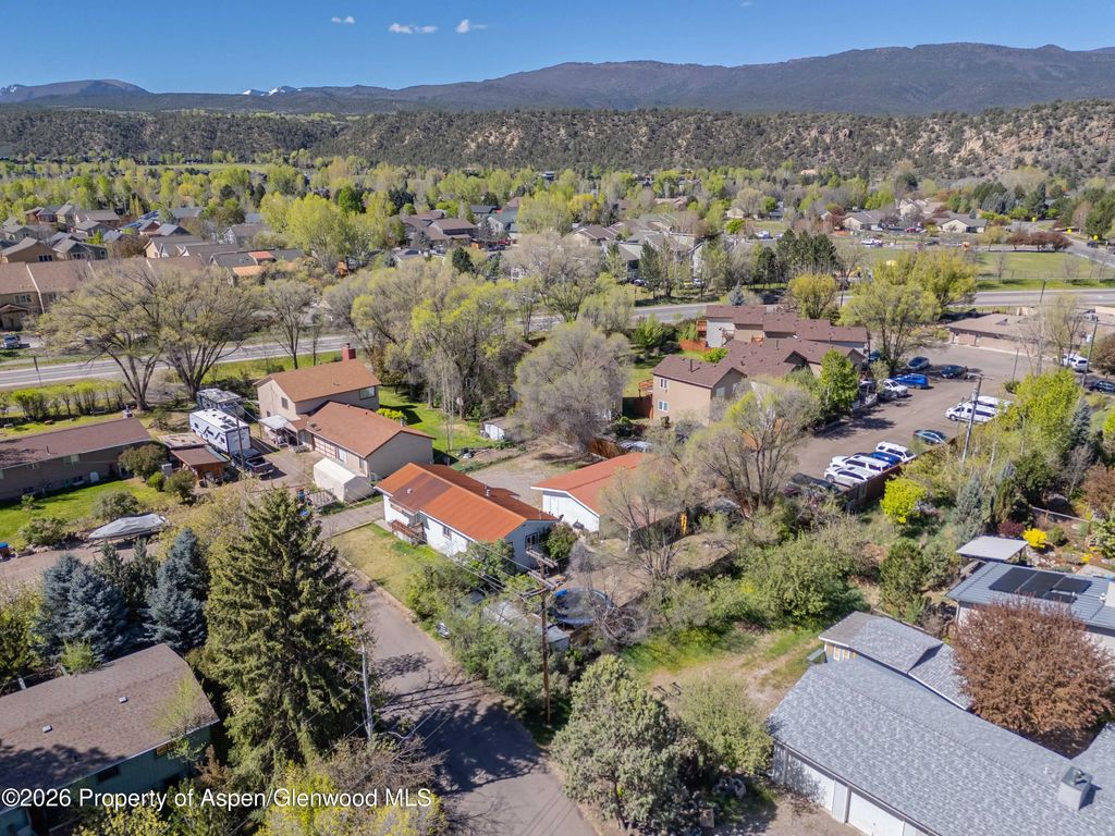 6 of 30 - 385 S 7th Street, Carbondale, CO