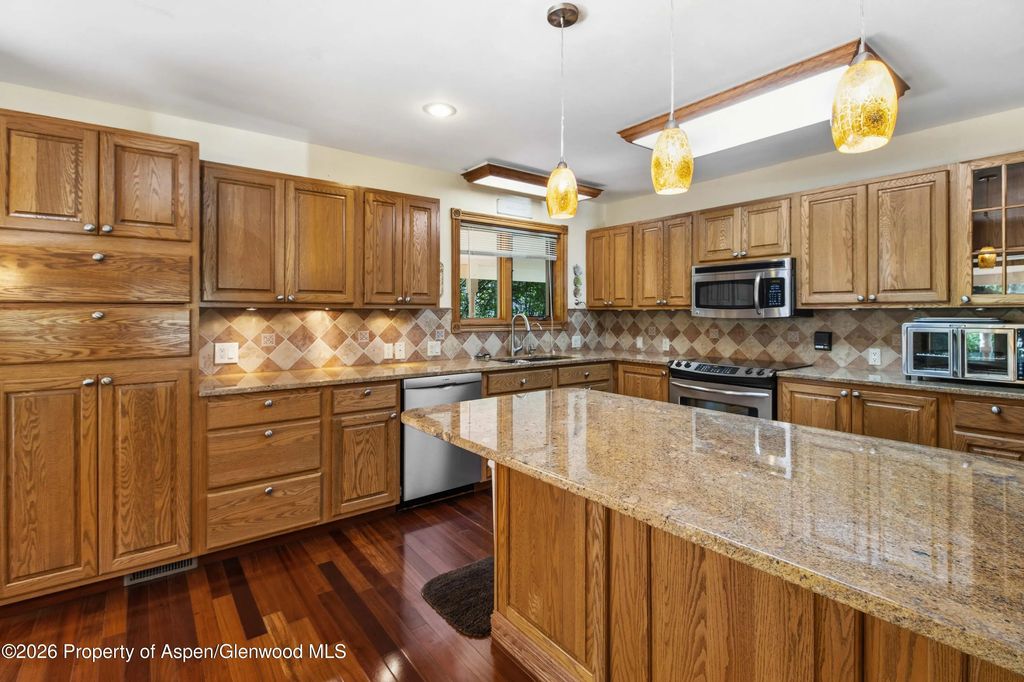 20 of 40 - 9 Creekside Court, Glenwood Springs, CO