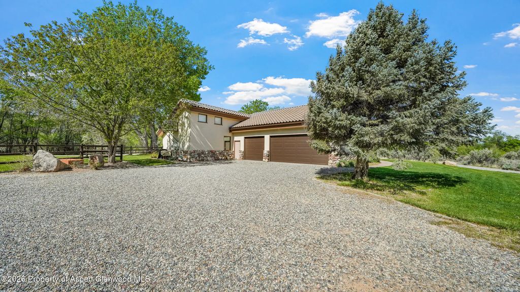 47 of 73 - 651 Peony Drive, Grand Junction, CO