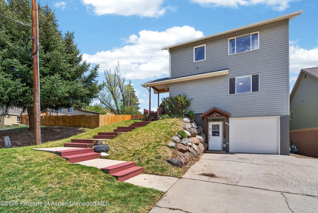 1 of 26 - 542 N 4th Street, Silt, CO