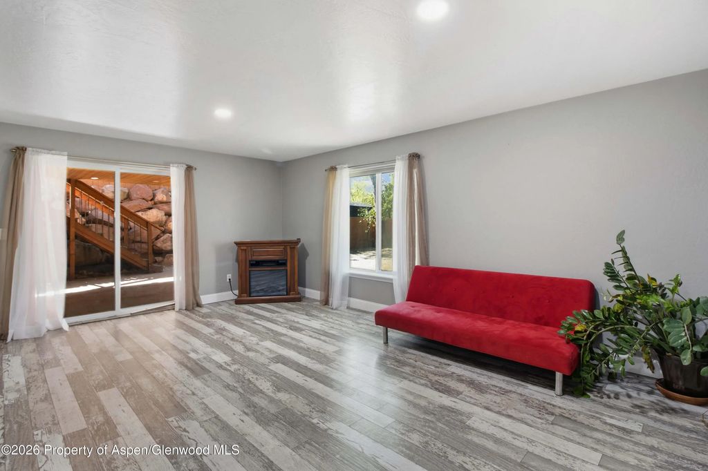 19 of 38 - 353 W Orchard Avenue, Silt, CO