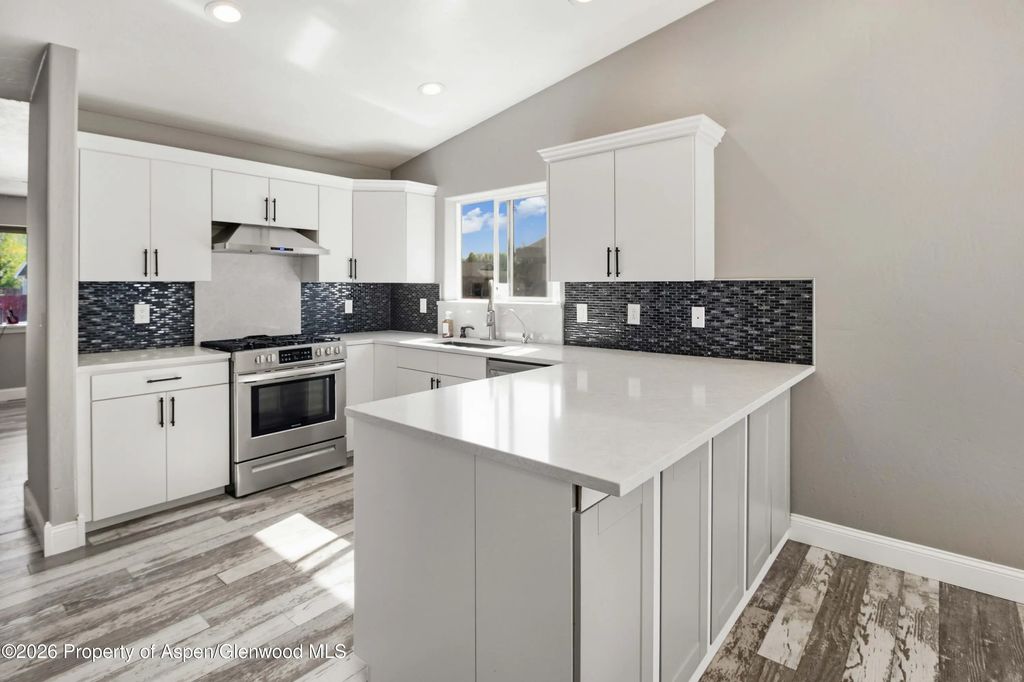 7 of 38 - 353 W Orchard Avenue, Silt, CO
