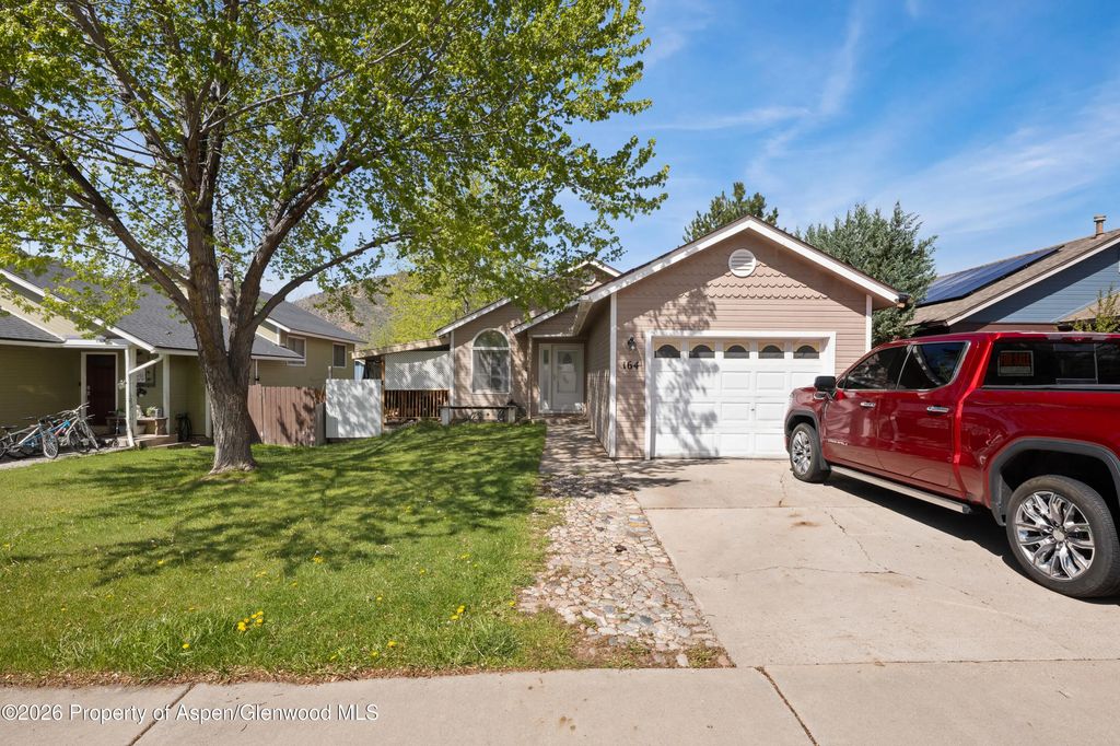 4 of 34 - 164 Current Drive, New Castle, CO