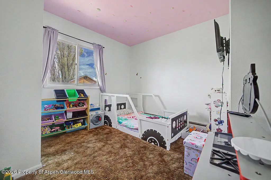 17 of 40 - 808 Fairway Boulevard, Craig, CO