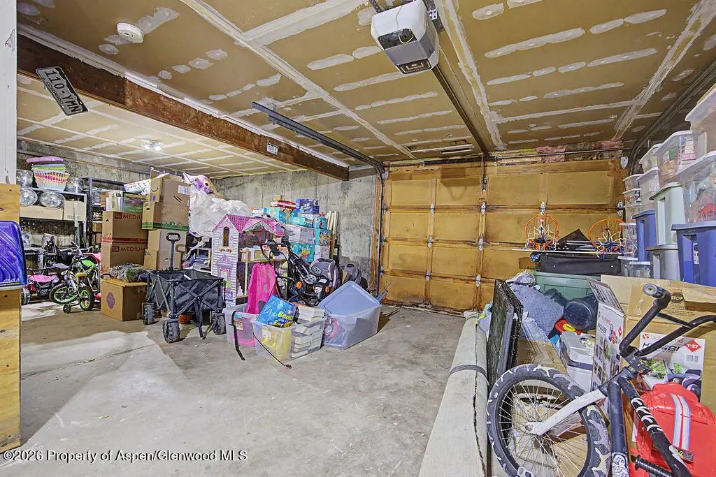 23 of 40 - 808 Fairway Boulevard, Craig, CO
