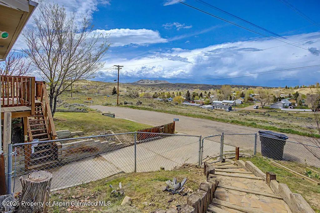 27 of 40 - 808 Fairway Boulevard, Craig, CO