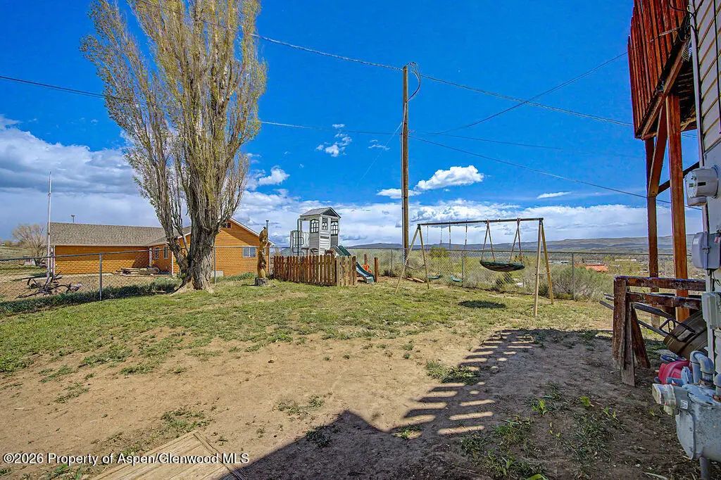 30 of 40 - 808 Fairway Boulevard, Craig, CO
