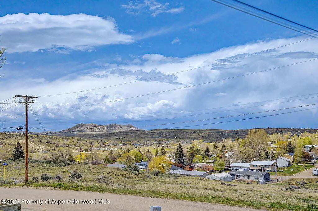 35 of 40 - 808 Fairway Boulevard, Craig, CO