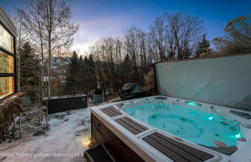 39 of 41 - 1564 Silver King Drive A, Aspen, CO