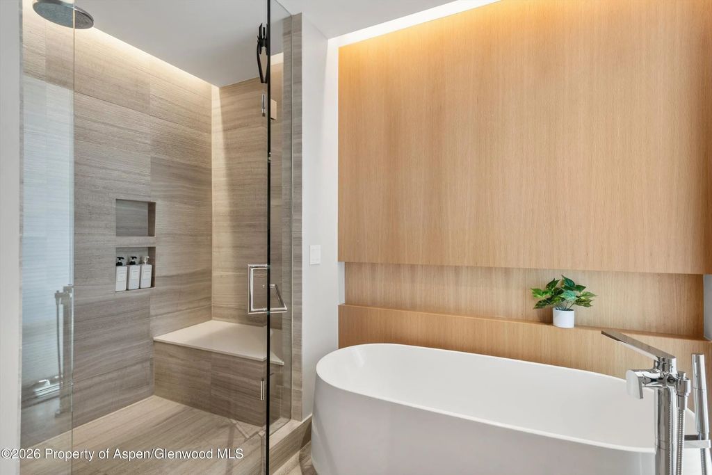 19 of 40 - 77 Wood Road 501 East, Snowmass Village, CO