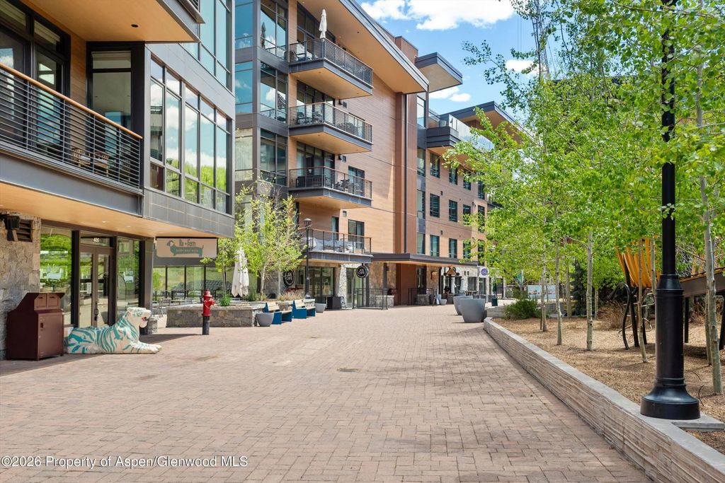 37 of 40 - 77 Wood Road 501 East, Snowmass Village, CO