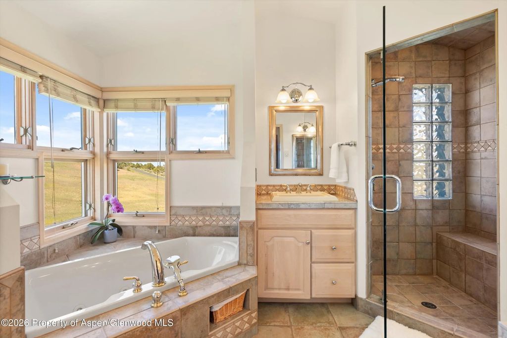 17 of 50 - 2085 County Road 112, Carbondale, CO