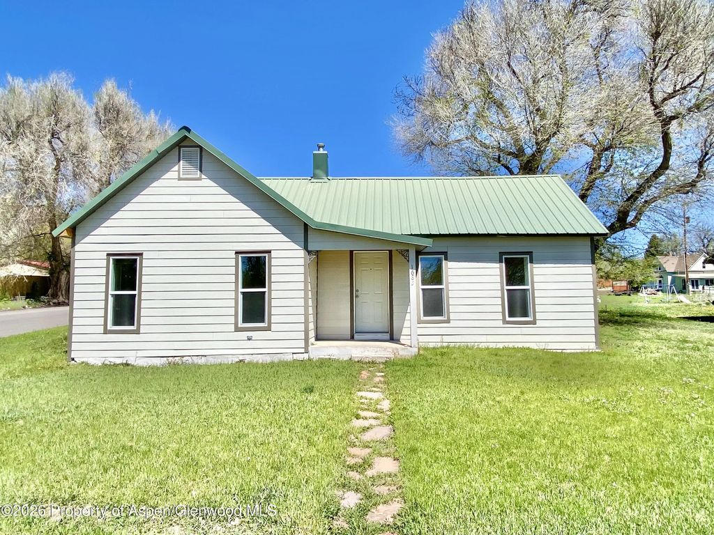 18 of 22 - 1085 Main Street, Meeker, CO