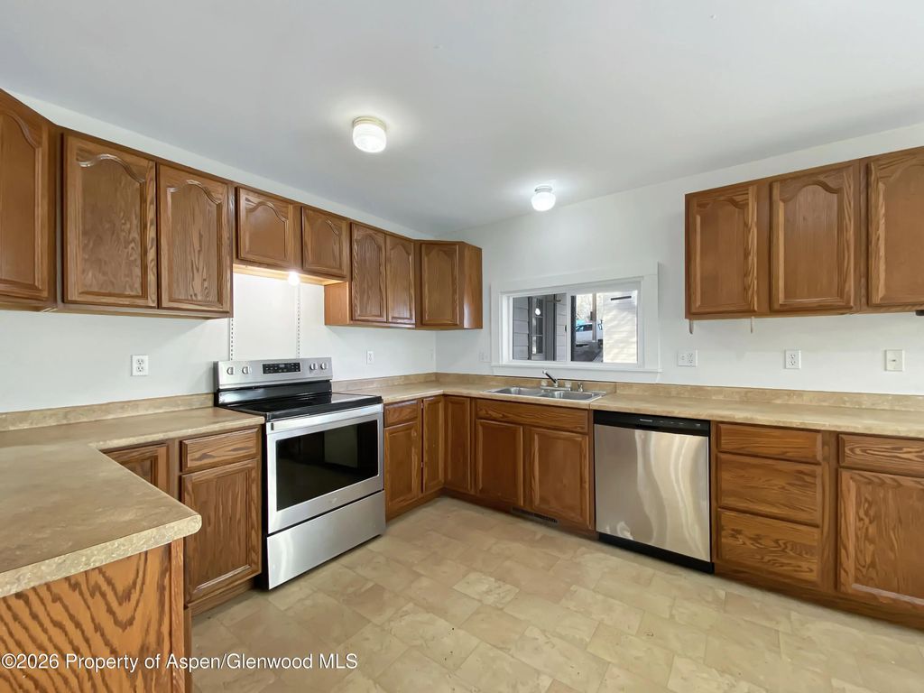8 of 22 - 1085 Main Street, Meeker, CO