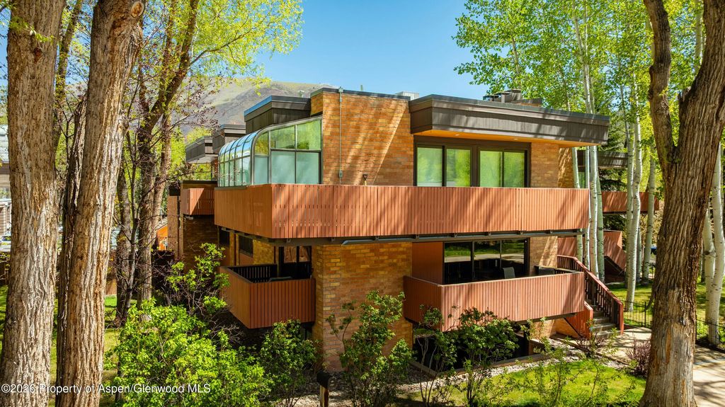 26 of 43 - 400 W Hopkins Avenue 5, Aspen, CO