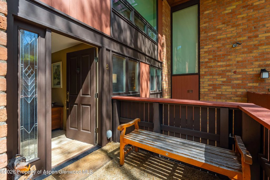 34 of 43 - 400 W Hopkins Avenue 5, Aspen, CO
