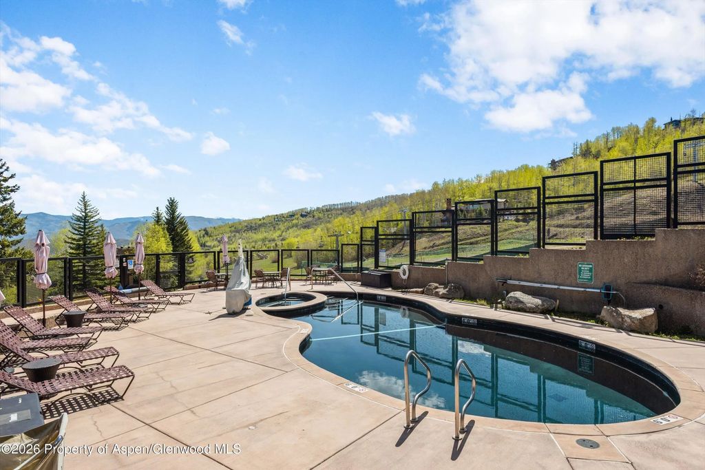 16 of 22 - 690 Carriage Way B3g, Snowmass Village, CO