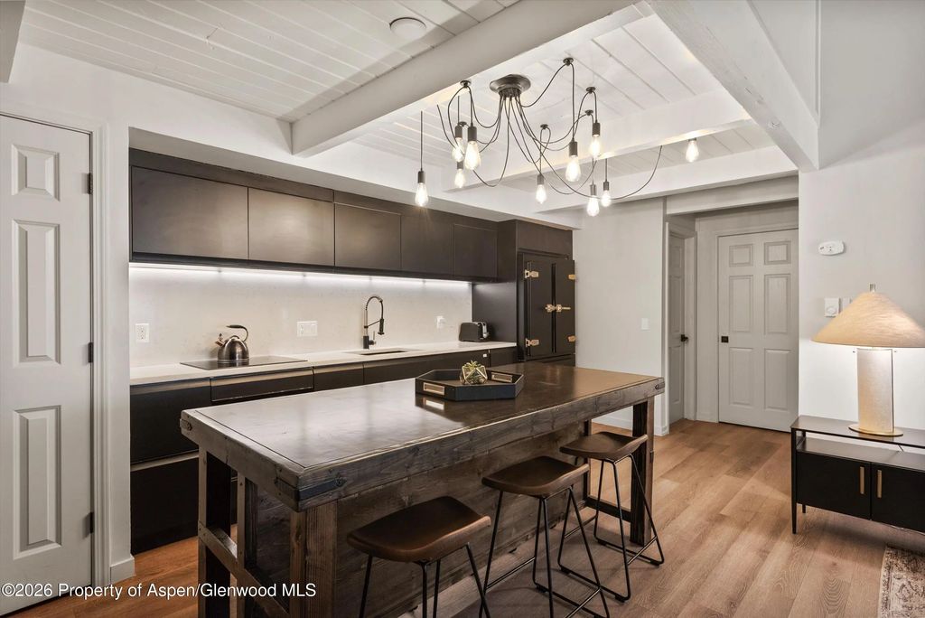 7 of 22 - 690 Carriage Way B3g, Snowmass Village, CO