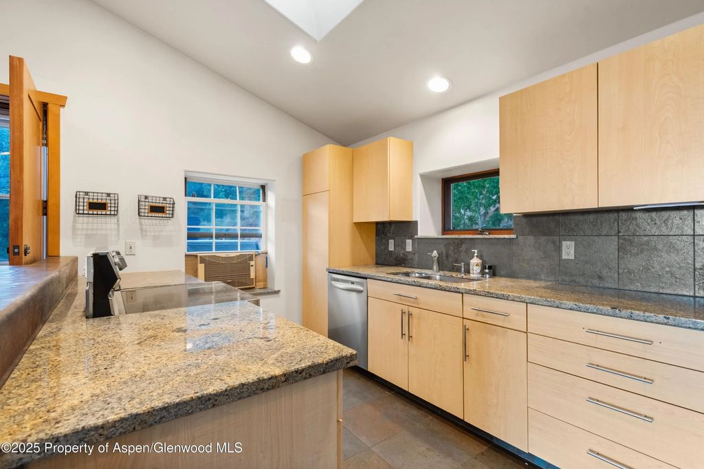 12 of 28 - 2800 Cedar Drive, Basalt, CO