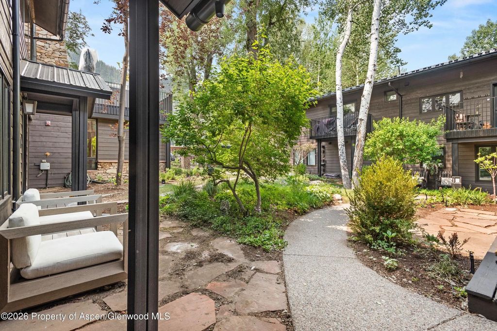 6 of 30 - 960 E Durant Avenue 6, Aspen, CO