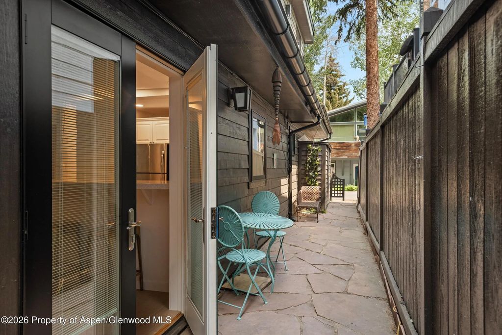 7 of 30 - 960 E Durant Avenue 6, Aspen, CO