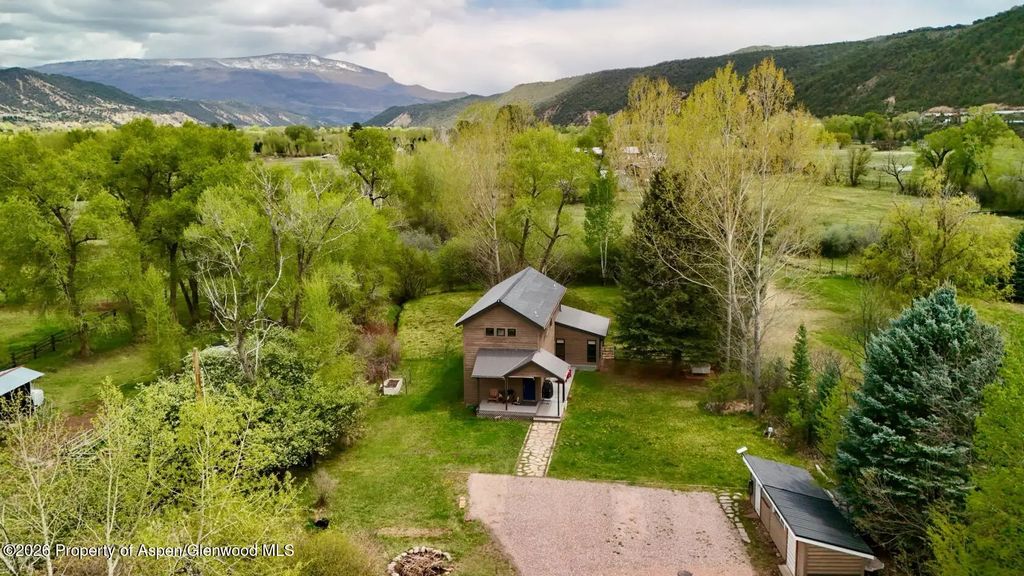 8 of 43 - 254 Willow Lane, Carbondale, CO