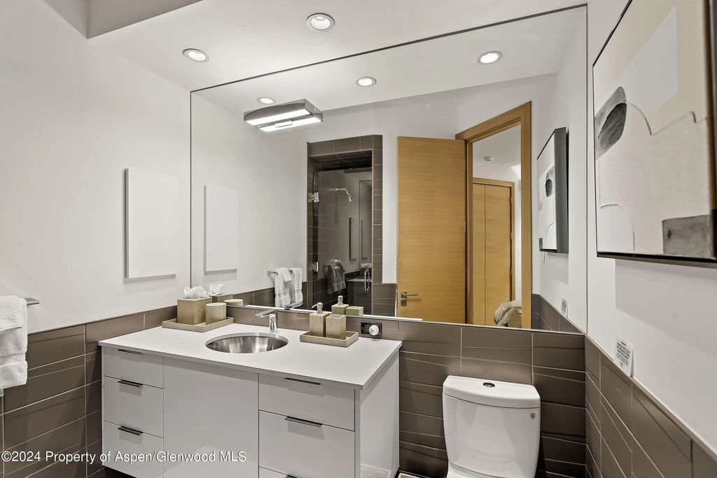 21 of 31 - 1190 Riverside Drive, Aspen, CO