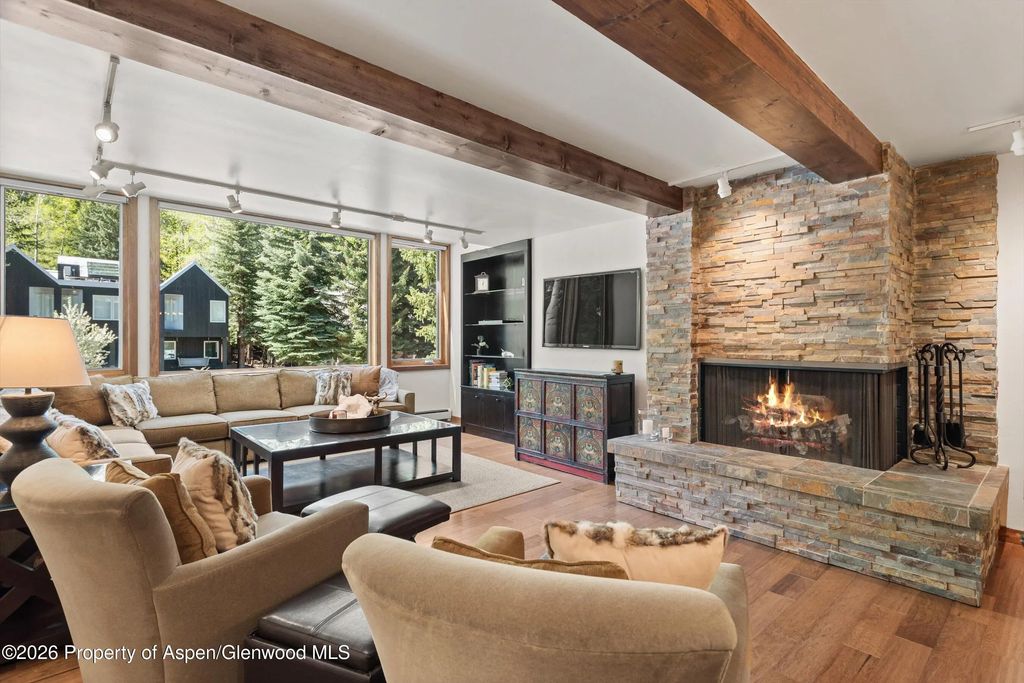 926 Waters Avenue 203, Aspen
