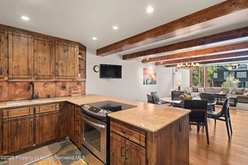 11 of 24 - 926 Waters Avenue 203, Aspen, CO
