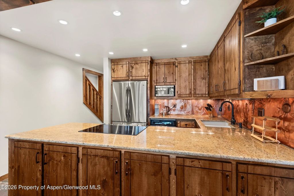 13 of 24 - 926 Waters Avenue 203, Aspen, CO