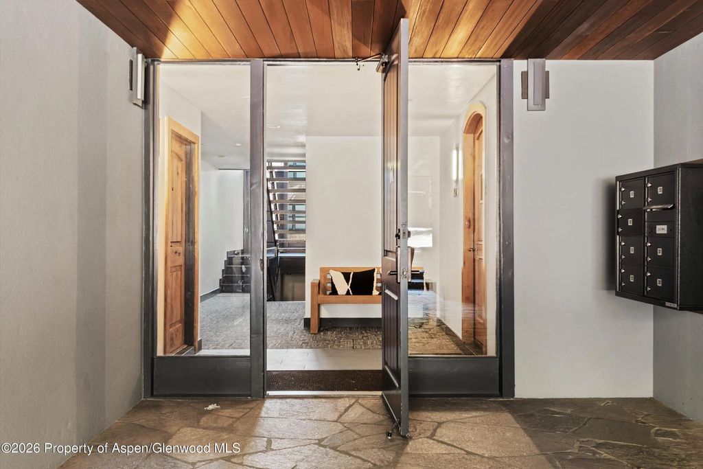 21 of 24 - 926 Waters Avenue 203, Aspen, CO