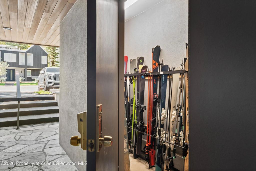 22 of 24 - 926 Waters Avenue 203, Aspen, CO