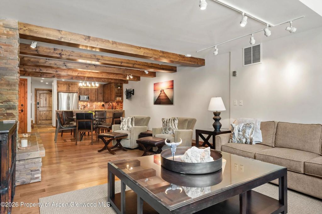 5 of 24 - 926 Waters Avenue 203, Aspen, CO