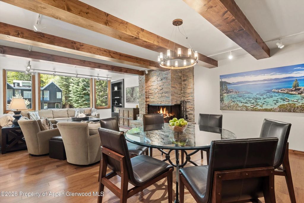 8 of 24 - 926 Waters Avenue 203, Aspen, CO