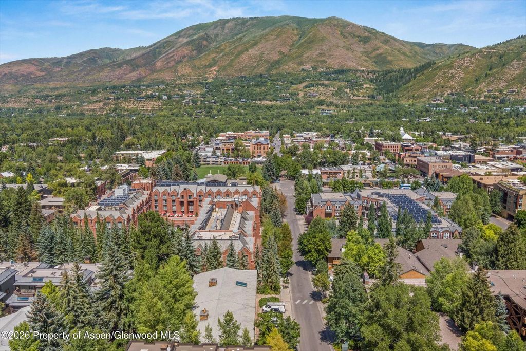 19 of 25 - 731 S Mill Street Unit 2d, Aspen, CO