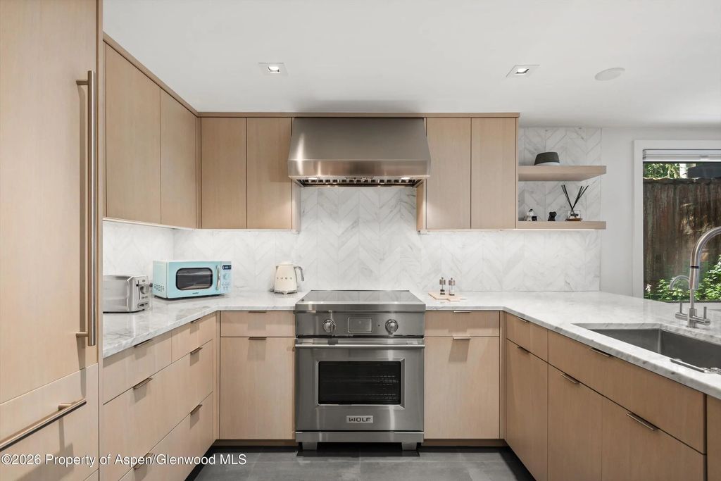 6 of 25 - 731 S Mill Street Unit 2d, Aspen, CO