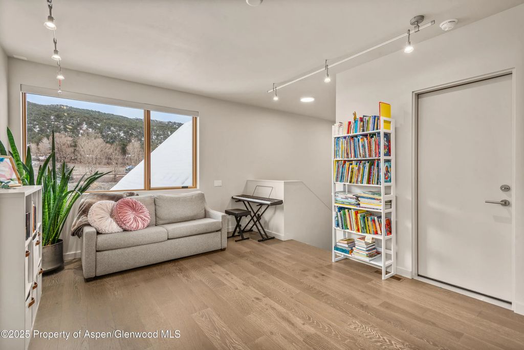 23 of 35 - 113 Valley Court, Basalt, CO