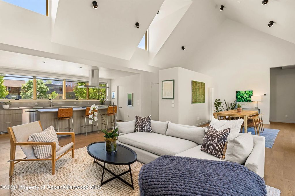 9 of 35 - 113 Valley Court, Basalt, CO