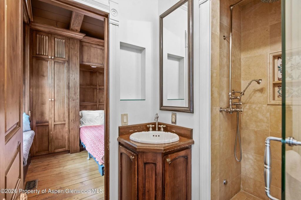 17 of 33 - 735 W Bleeker Street, Aspen, CO
