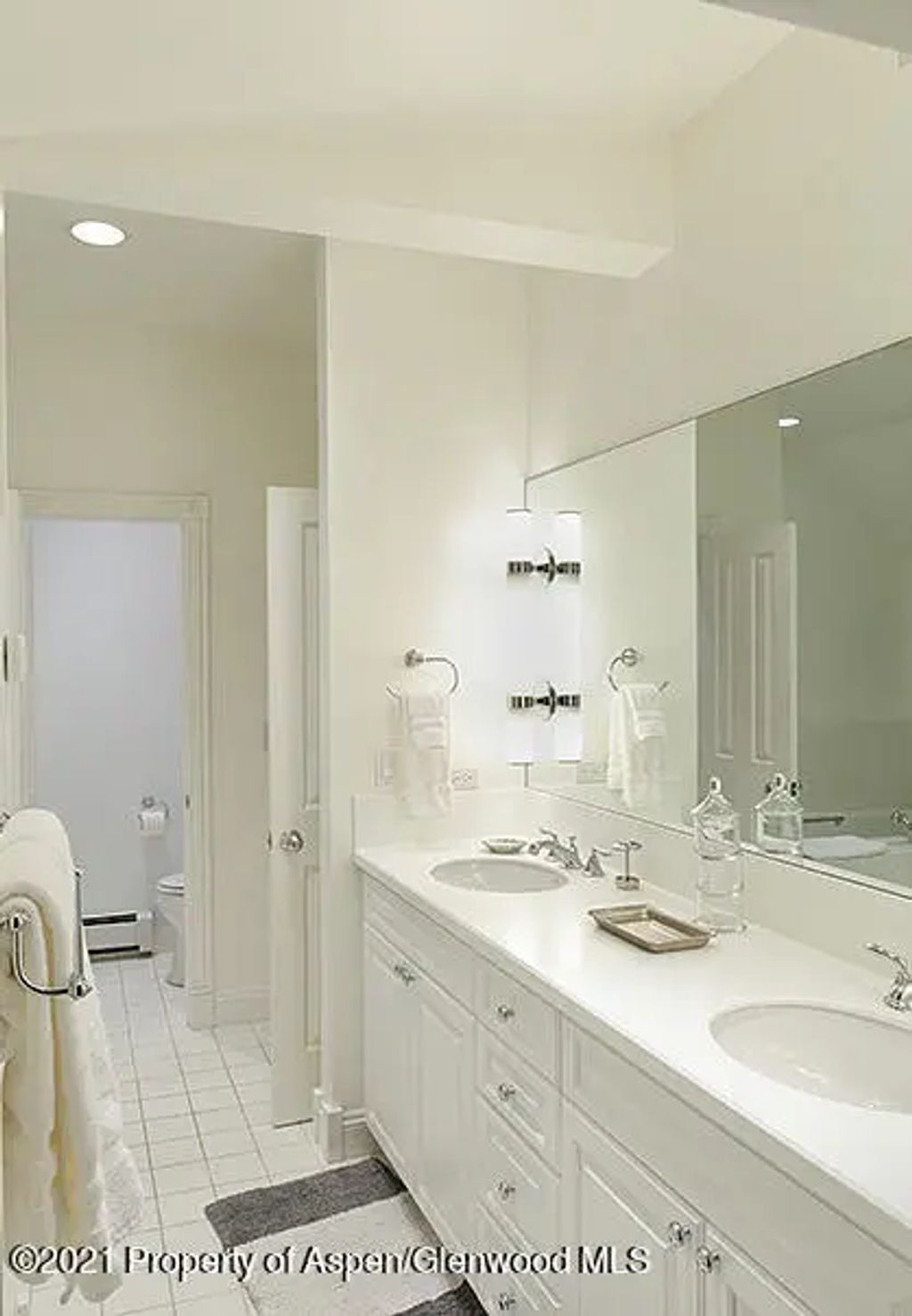 7 of 25 - 334 W Hallam Street, Aspen, CO