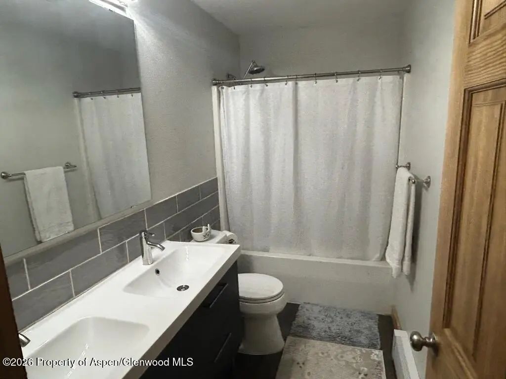 23 of 28 - 824 N Traver Trail, Glenwood Springs, CO