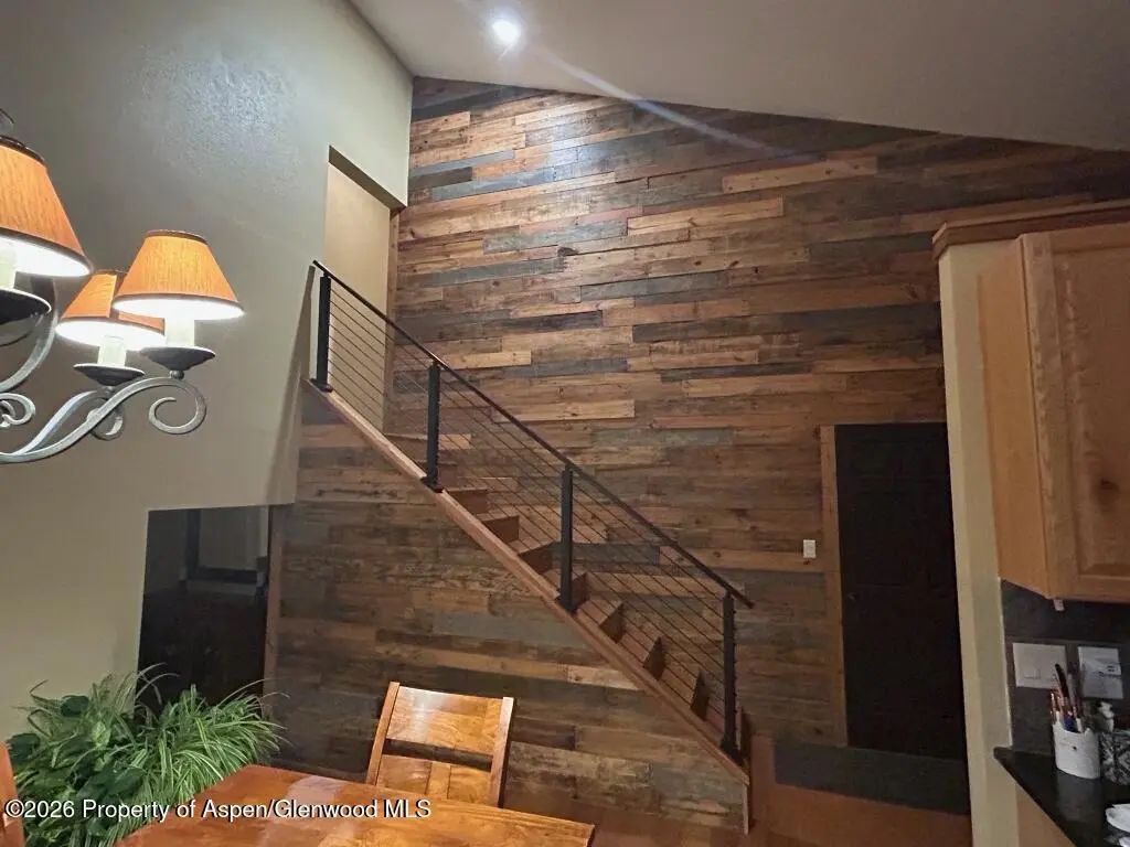 5 of 28 - 824 N Traver Trail, Glenwood Springs, CO