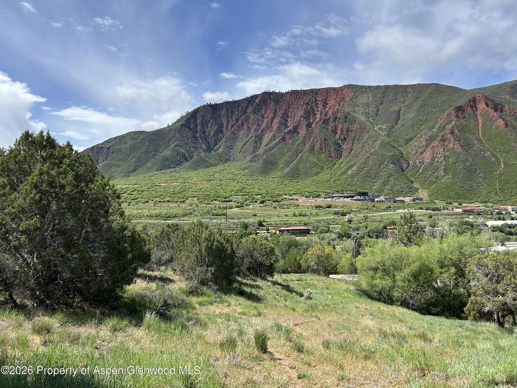 17 of 19 - 850 Greenway Drive, Glenwood Springs, CO